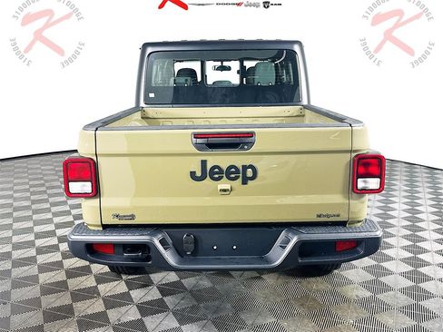 New 2026 Jeep Gladiator Sport image 6