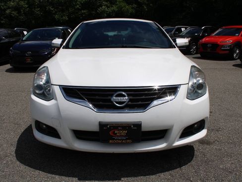 Used 2011 Nissan Altima 2.5 S w/ 2.5S Premium Pkg FWD image 3