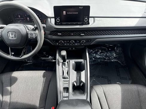 Used 2024 Honda Accord EX image 11
