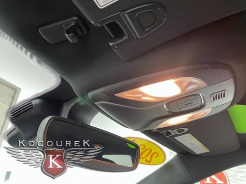 Used 2024 Jeep Compass Limited image 18