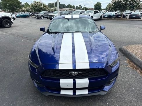 Used 2016 Ford Mustang Coupe RWD image 3