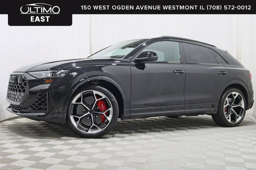 Used 2026 Audi RS Q8 performance AWD/4WD image 1