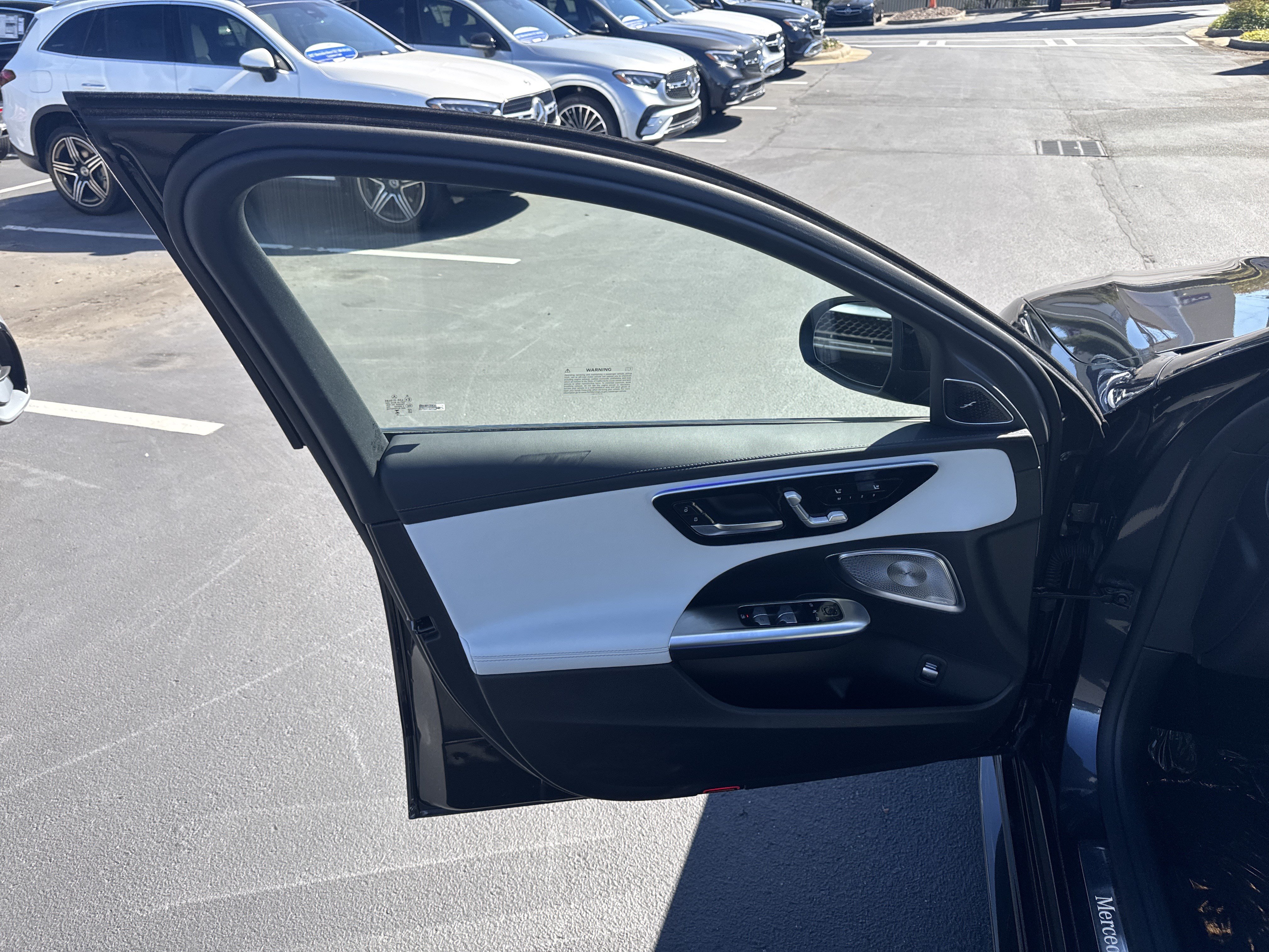 Used 2025 Mercedes-Benz C 300 Sedan image 14