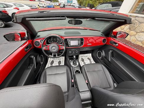 Used 2014 Volkswagen Beetle 1.8T FWD image 20