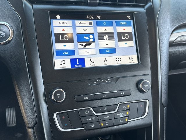 Used 2019 Ford Fusion SE w/ Equipment Group 151A FWD image 27
