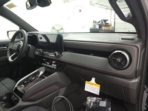 New 2026 Chevrolet Colorado Z71 w/ Technology Package image 29