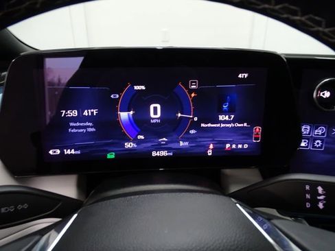 Used 2025 Chevrolet Equinox EV LT image 13