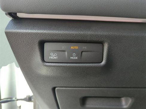 Used 2026 Volkswagen Tiguan SEL R-Line image 41