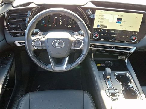Used 2025 Lexus RX 350 Premium image 12