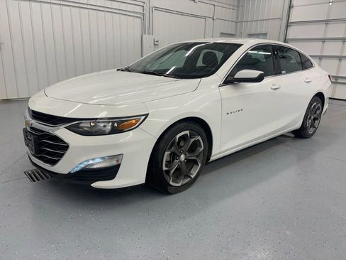 Used 2022 Chevrolet Malibu LT FWD image 11