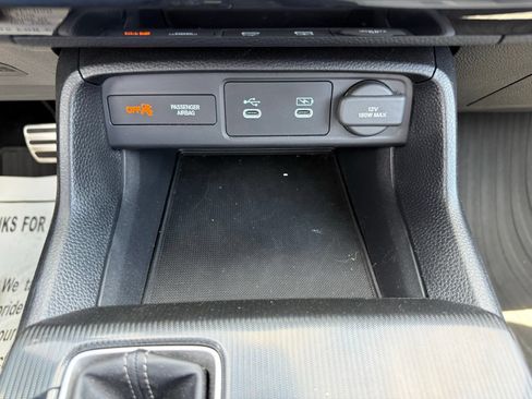 Certified 2025 Honda Civic Sport image 27
