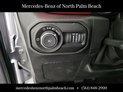 Used 2021 Jeep Wrangler Unlimited Rubicon image 25