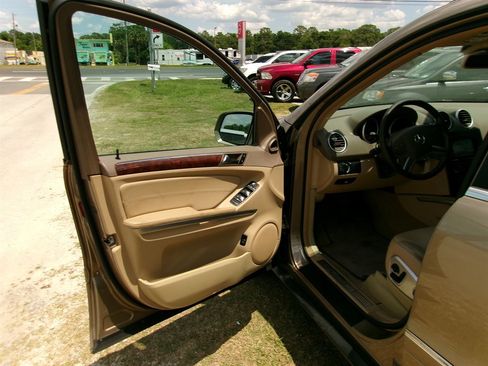 Used 2010 Mercedes-Benz ML 350 4MATIC image 13