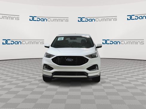 Used 2024 Ford Edge ST-Line w/ Class II Trailer Tow Package AWD/4WD image 3