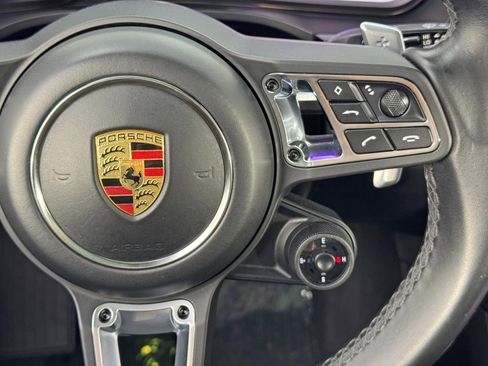 Used 2021 Porsche Cayenne Turbo S AWD/4WD image 23