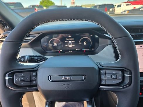 New 2026 Jeep Cherokee Laredo AWD/4WD image 15