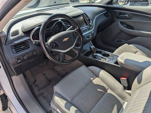 Used 2019 Chevrolet Impala LT image 12