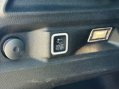 Used 2023 Jeep Grand Cherokee L Limited w/ Black Appearance Package RWD image 13