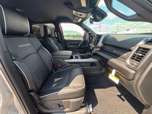 New 2026 RAM 2500 Laramie w/ Sport Appearance Package image 7