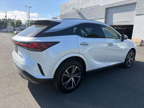 Used 2024 Lexus RX 350 Premium w/ Convenience Package AWD/4WD image 3