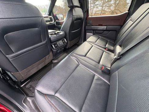 Certified 2022 Ford F150 Lariat w/ Equipment Group 502A High image 25