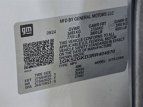 Used 2024 GMC Yukon XL SLT w/ SLT Luxury Package image 19