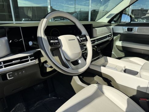 Used 2024 Hyundai Santa Fe Calligraphy image 33