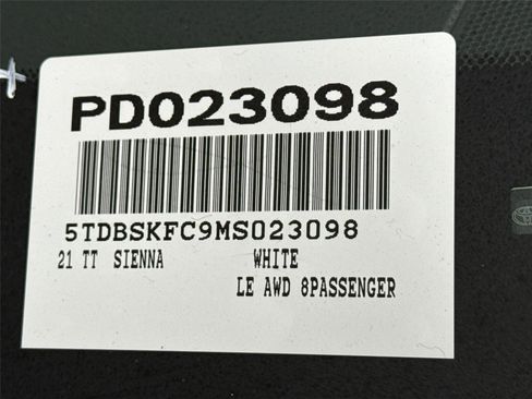 Used 2021 Toyota Sienna LE w/ LE Plus Package image 43