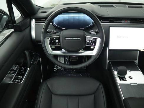 New 2026 Land Rover Range Rover SE image 10