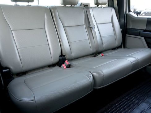 Used 2019 Ford F550 4x4 Crew Cab Super Duty w/ Power Equipment Group image 29