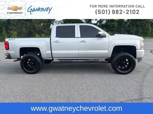Used 2016 Chevrolet Silverado 1500 LT w/ True North Edition AWD/4WD image 4