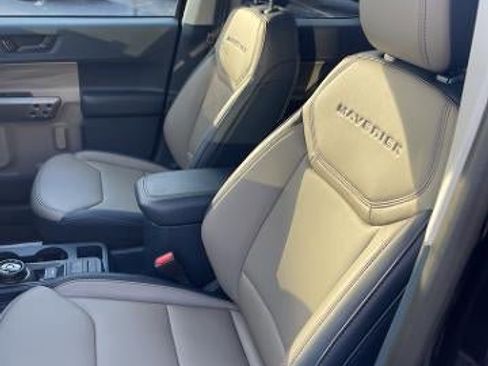 New 2025 Ford Maverick Lariat w/ 4K Tow Package image 12