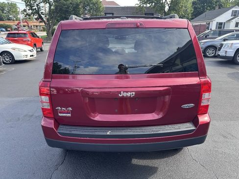 Used 2015 Jeep Patriot High Altitude AWD/4WD image 5