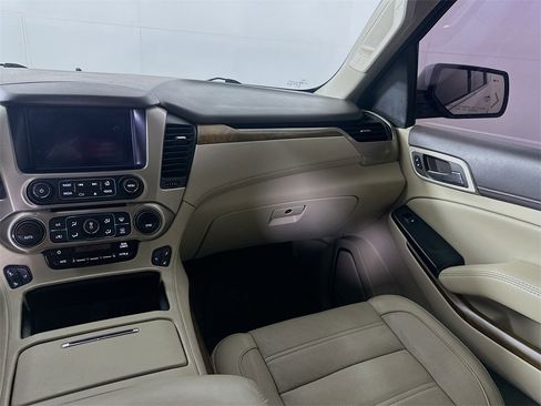 Used 2019 GMC Yukon Denali w/ Denali Ultimate Package image 20
