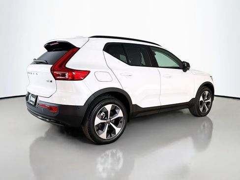Certified 2026 Volvo XC40 B5 Plus w/ Protection Package Premier AWD/4WD image 7