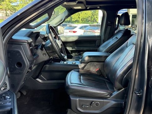 Used 2023 Ford Expedition Limited AWD/4WD image 22