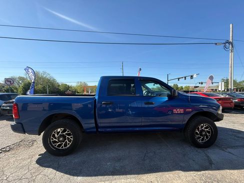 Used 2017 RAM 1500 Express AWD/4WD image 7