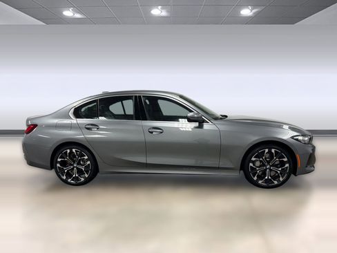 Certified 2025 BMW 330i Sedan RWD image 8