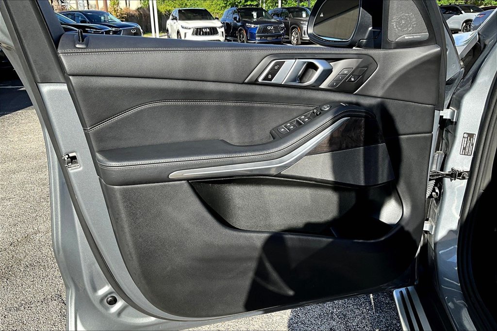 Used 2025 BMW X5 xDrive40i AWD/4WD image 25