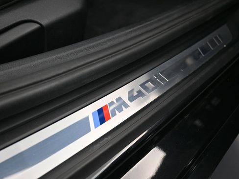 Used 2023 BMW Z4 M40i w/ Premium Package image 18