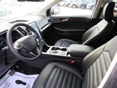 Used 2024 Ford Edge SEL w/ Convenience Package AWD/4WD image 8