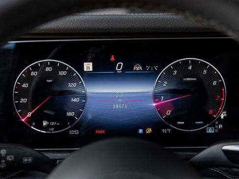 Used 2025 Mercedes-Benz G 550 image 31