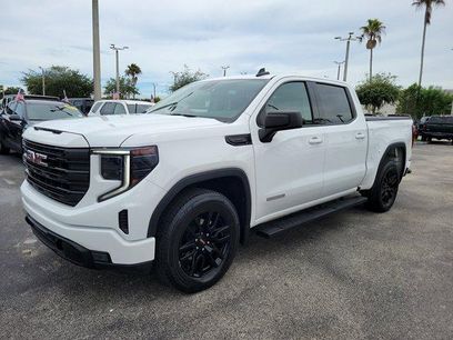 Used 2024 GMC Sierra 1500 Elevation