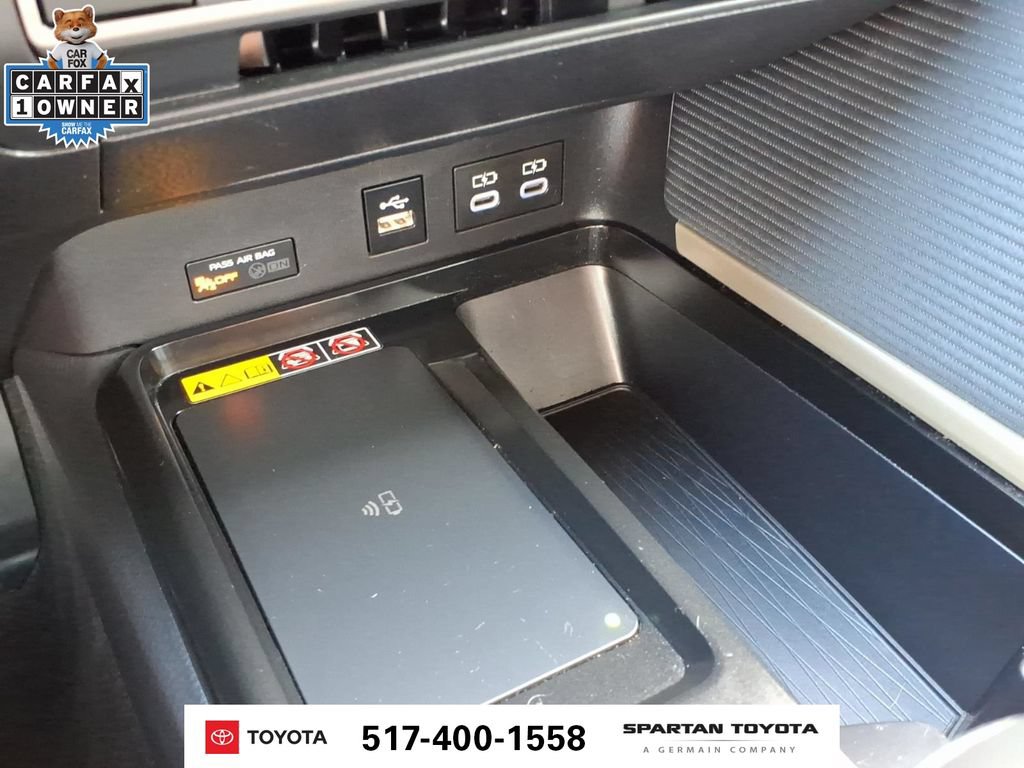 Used 2025 Toyota Camry SE FWD image 26