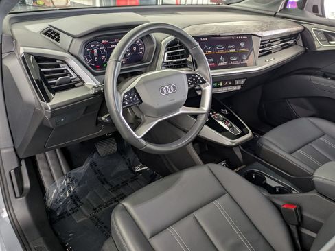 Used 2023 Audi Q4 e-tron Premium w/ Convenience Package AWD/4WD image 15