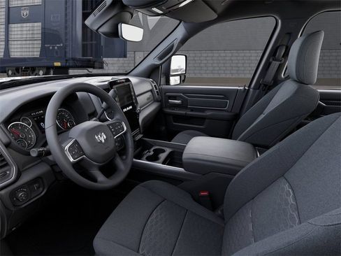 New 2026 RAM 2500 Big Horn AWD/4WD image 22