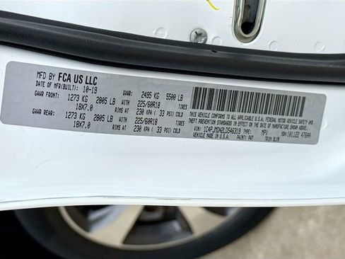 Used 2020 Jeep Cherokee Limited image 30