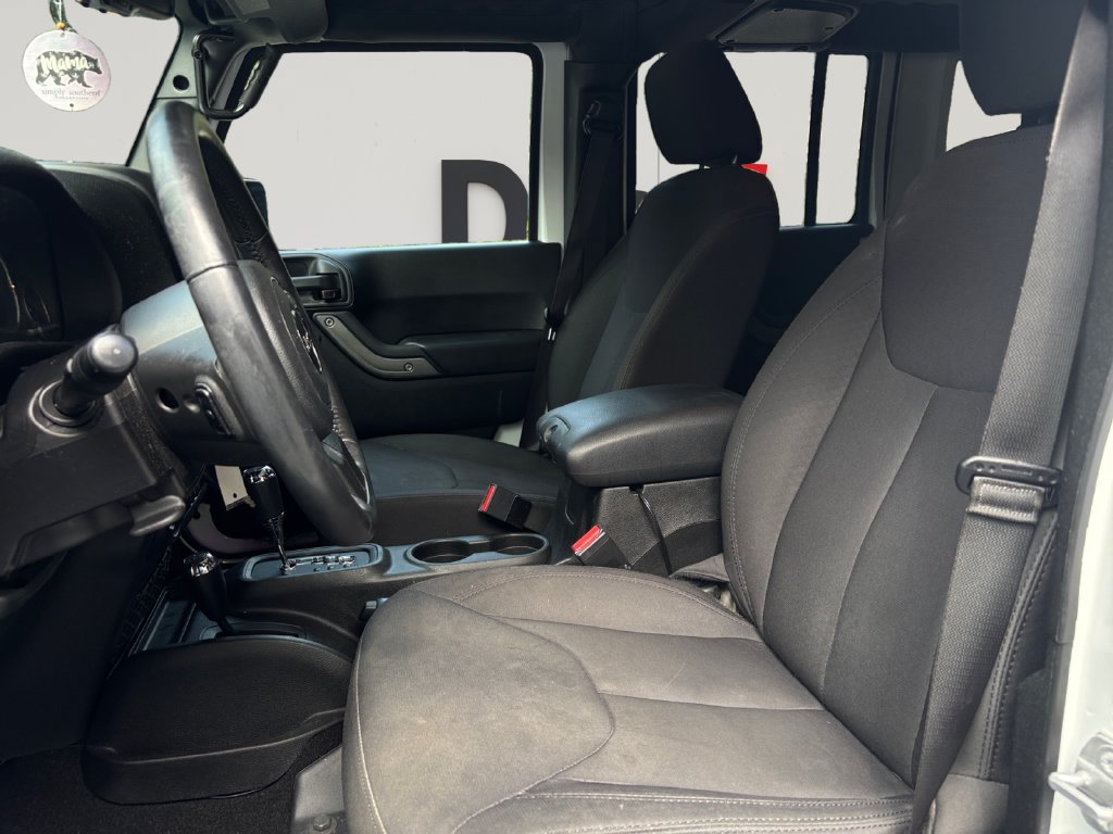 Used 2018 Jeep Wrangler Unlimited Sport S AWD/4WD image 10