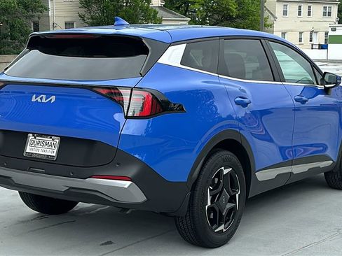 New 2026 Kia Sportage EX FWD image 4