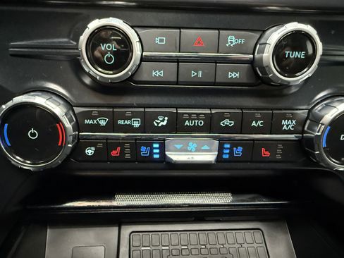 Used 2025 Ford F150 Raptor AWD/4WD image 26